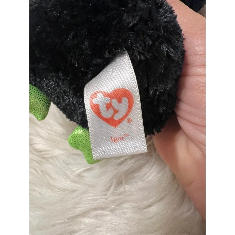 Ty Beanie Boos Igor the Bat Black Pink Halloween Plush Stuffed Animal 6 inch
